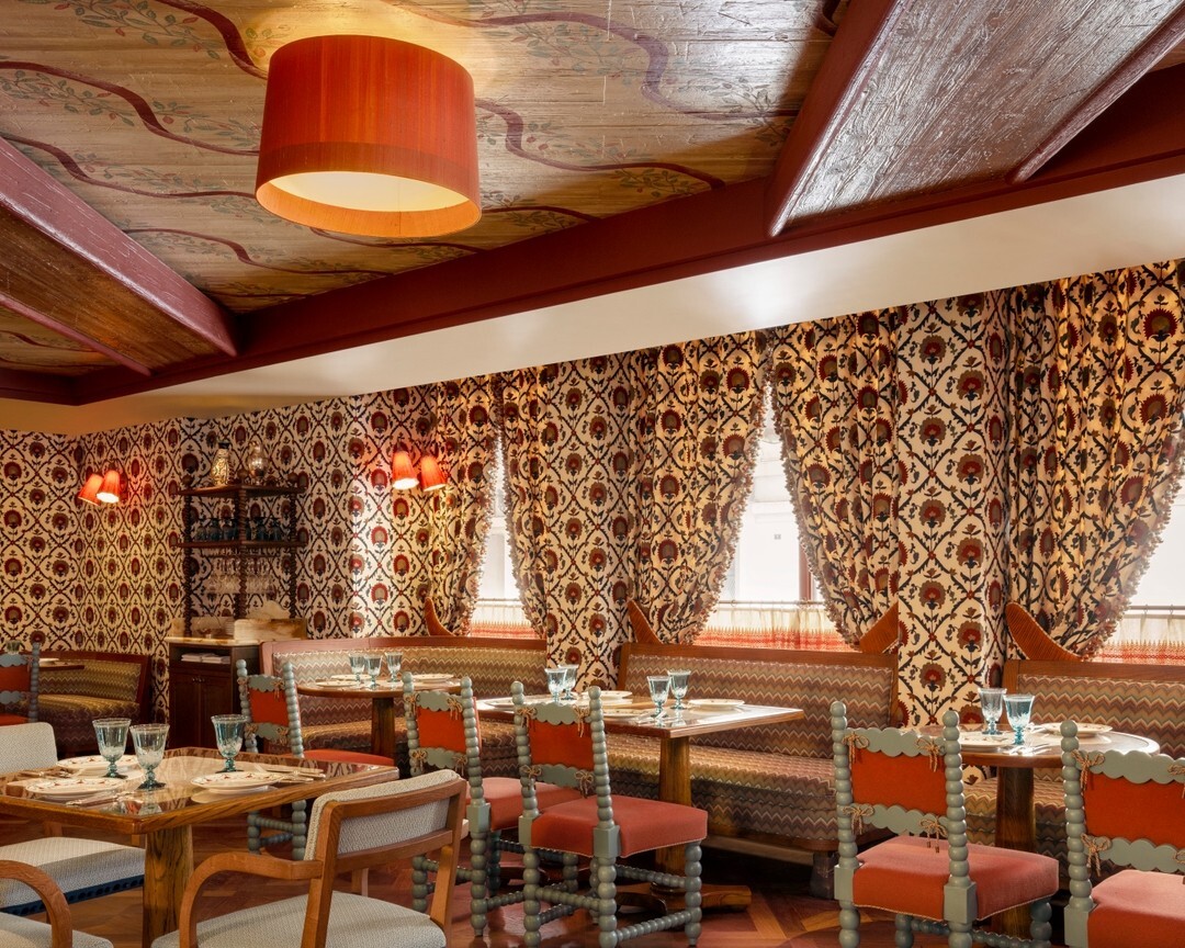 Le Grand Mazarin Restaurant