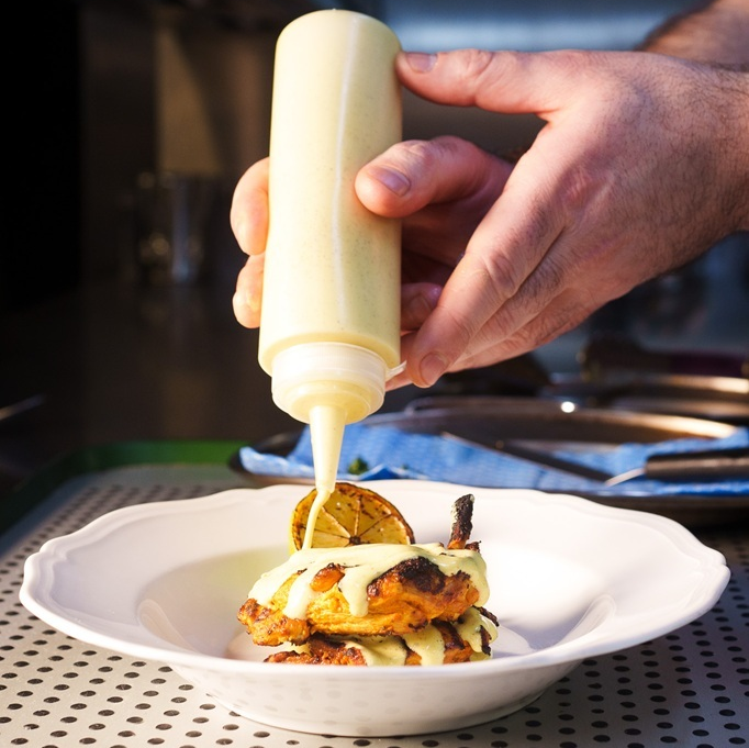 5-hertford-street-plated-dish-squared