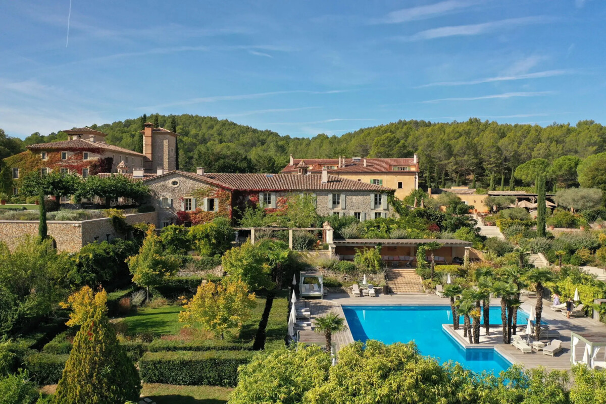 chateau-de-berne-airlibre-hotel-dji-0390-scaled