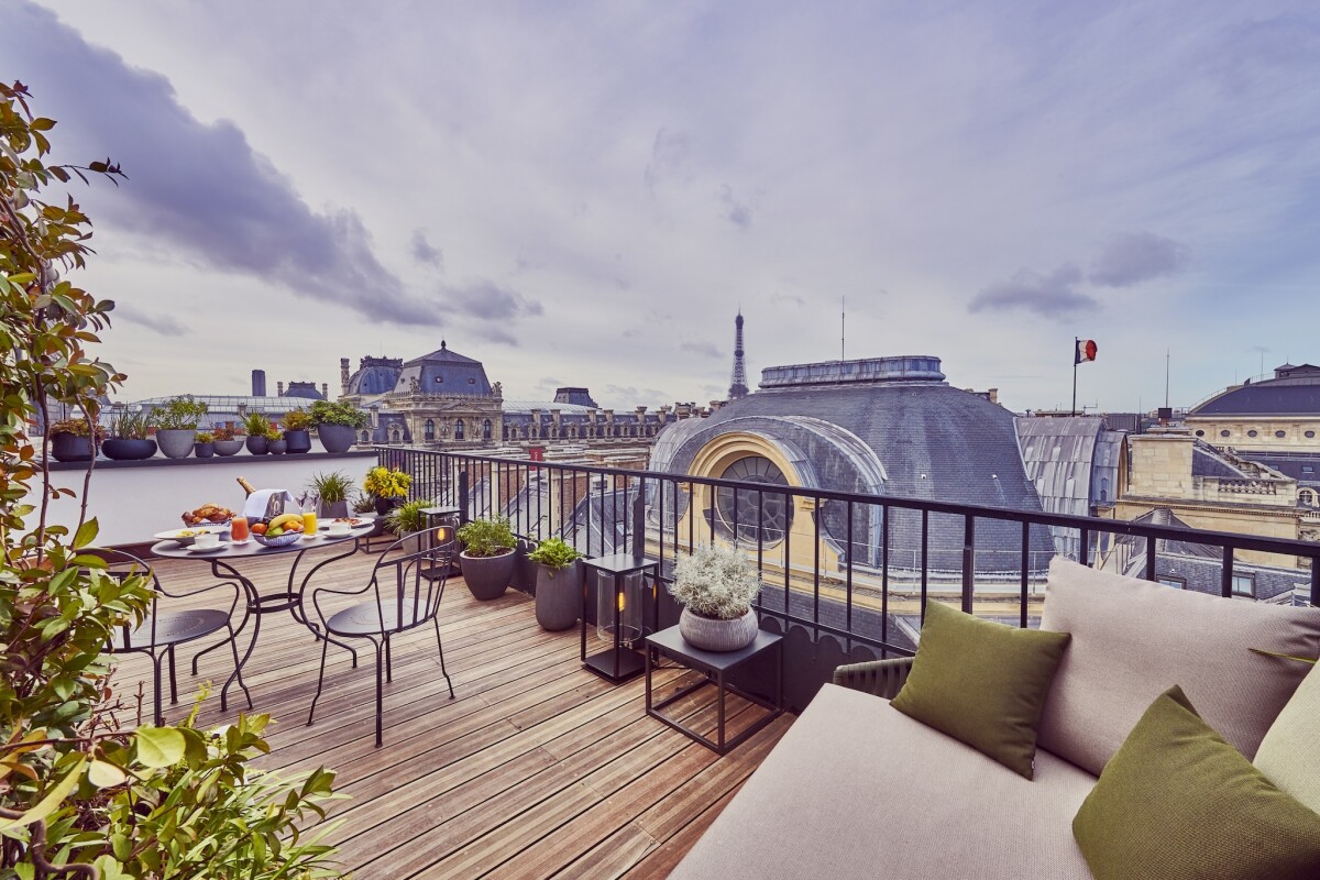 grand-hotel-du-palais-royal-6aa90294a7eb9