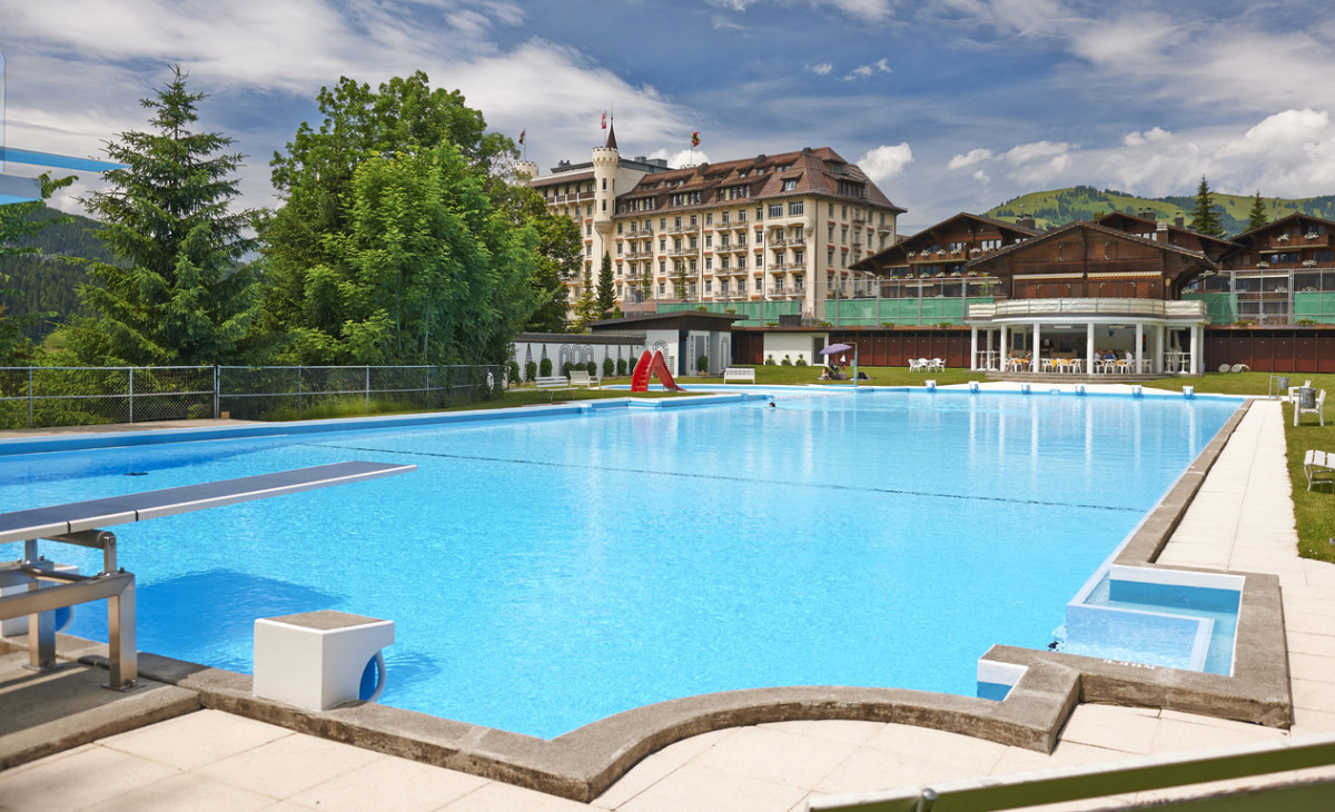 gstaad-palace-19-outdoor-pool-002-resized