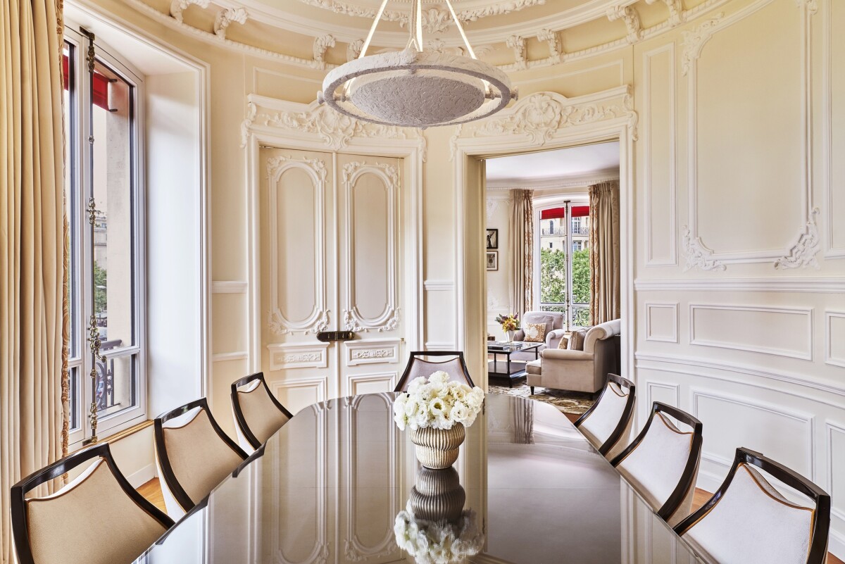 hotel-barriere-le-fouquets-693c4f398f61e