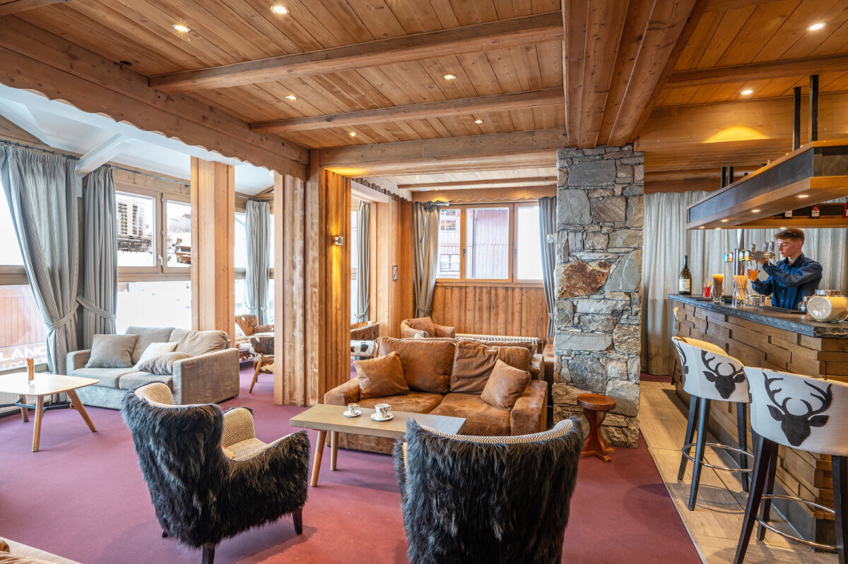 hotel-laiguille-percee-6a54a7b0246fa