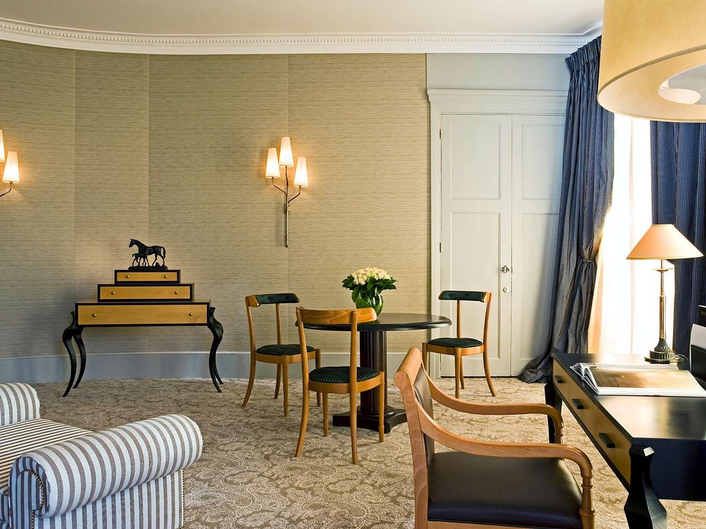 hotel-scribe-paris-opera-suite1