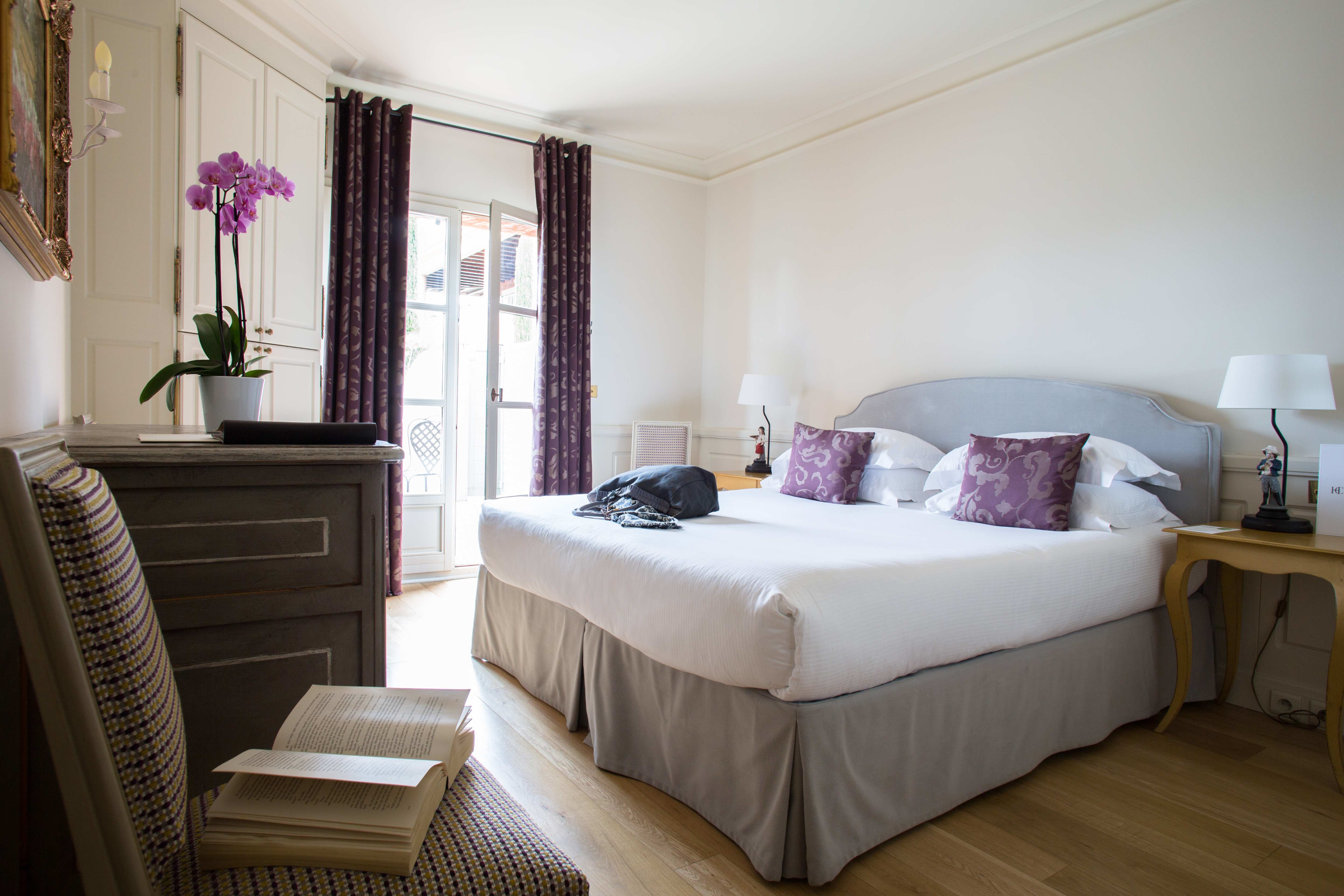 hotel-spa-du-castellet-chambres-et-suites-20-compressed