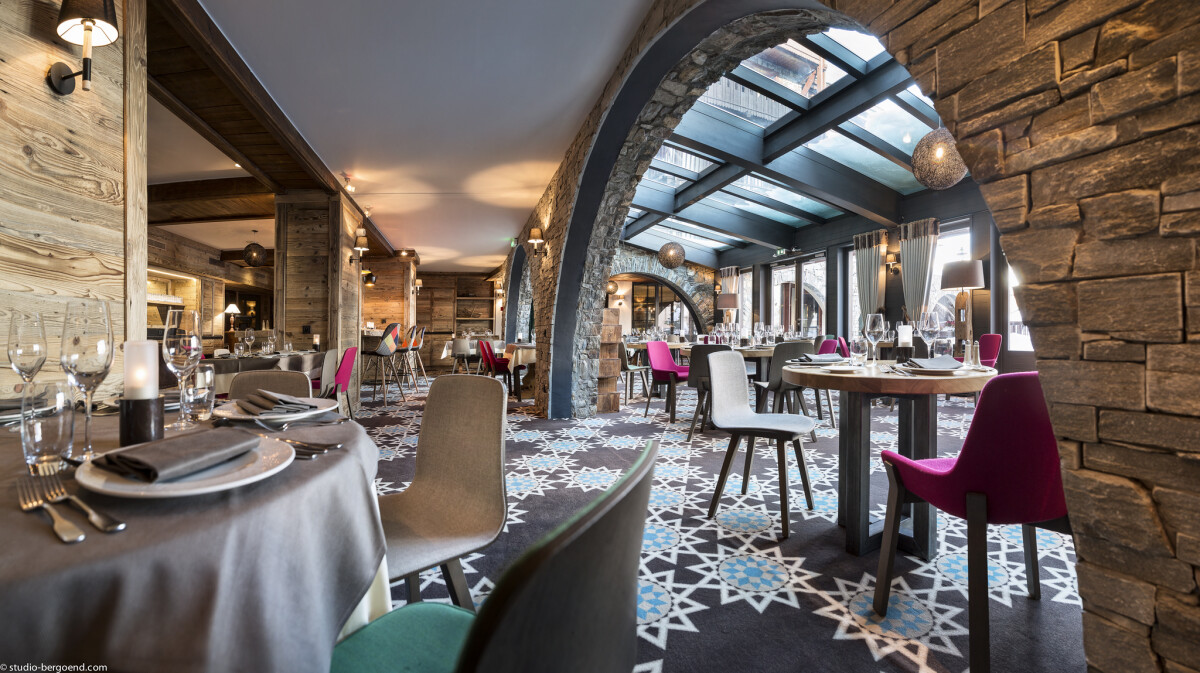 hotel-village-montana-6a56194da6b3c