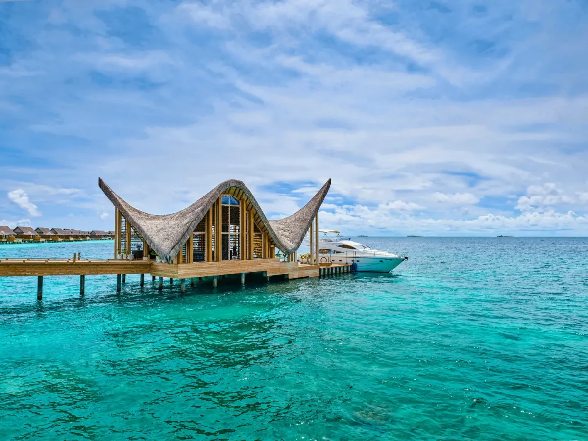 joali-maldives-97697-root-building-and-property-exteriors