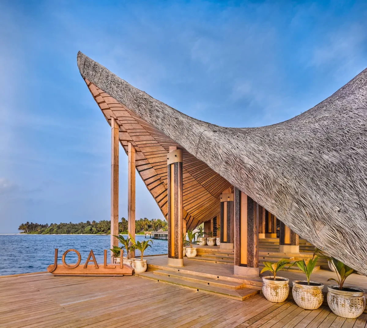 joali-maldives-97698-root-building-and-property-exteriors