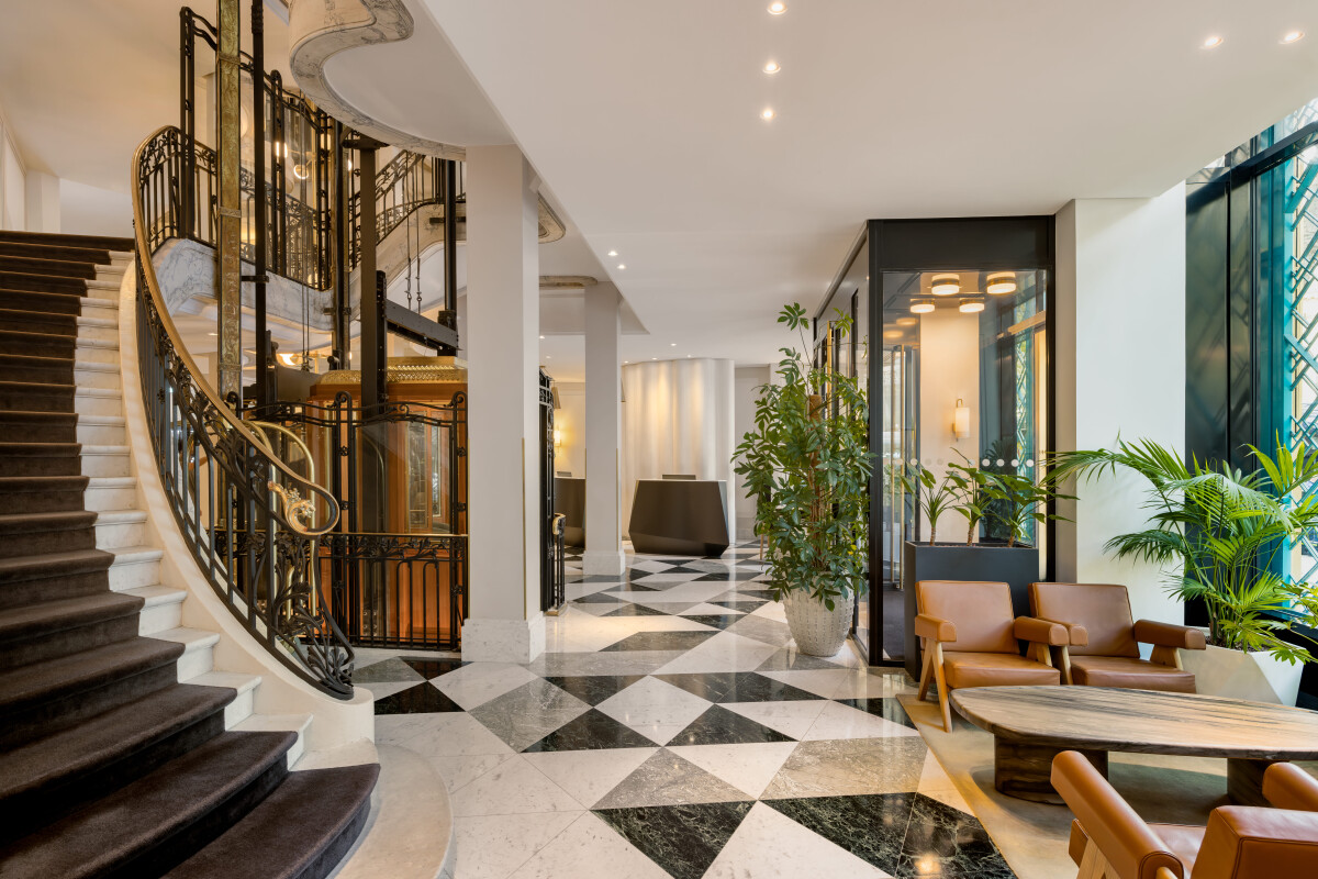 https://www.vendomtalents.com/image/galleries/kimpton-st-honore-paris-kimpton-st-honore-paris-lobby-jerome-galland-1-3
