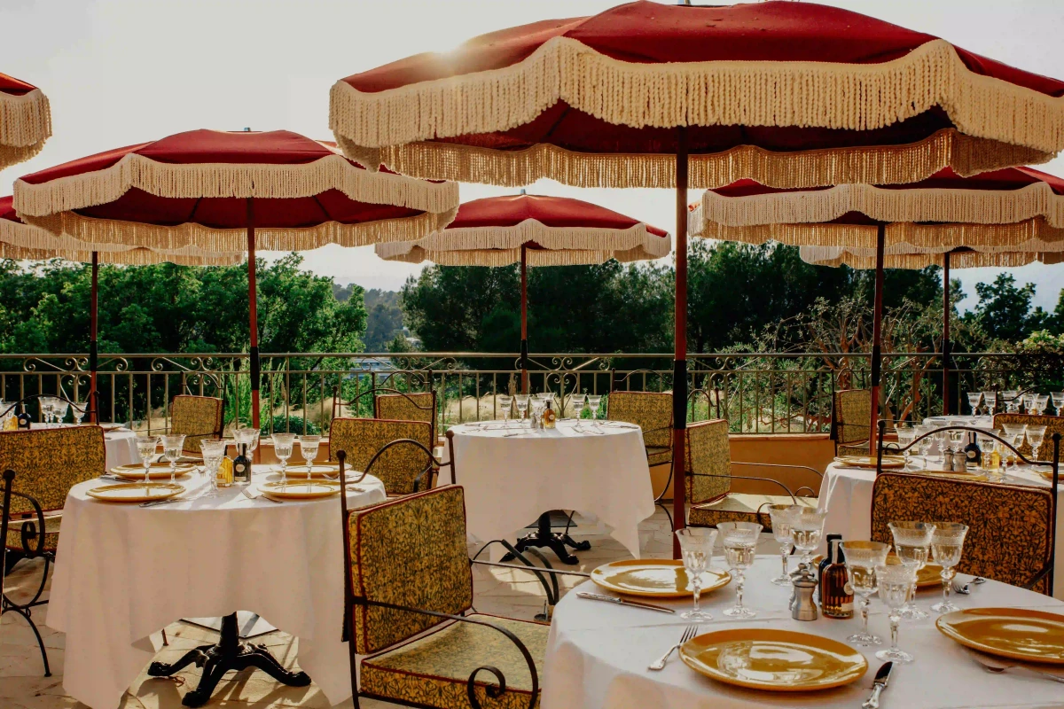 le-mas-candille-6672d91db9880e0f904bfc5e-restaurant-gallery-2