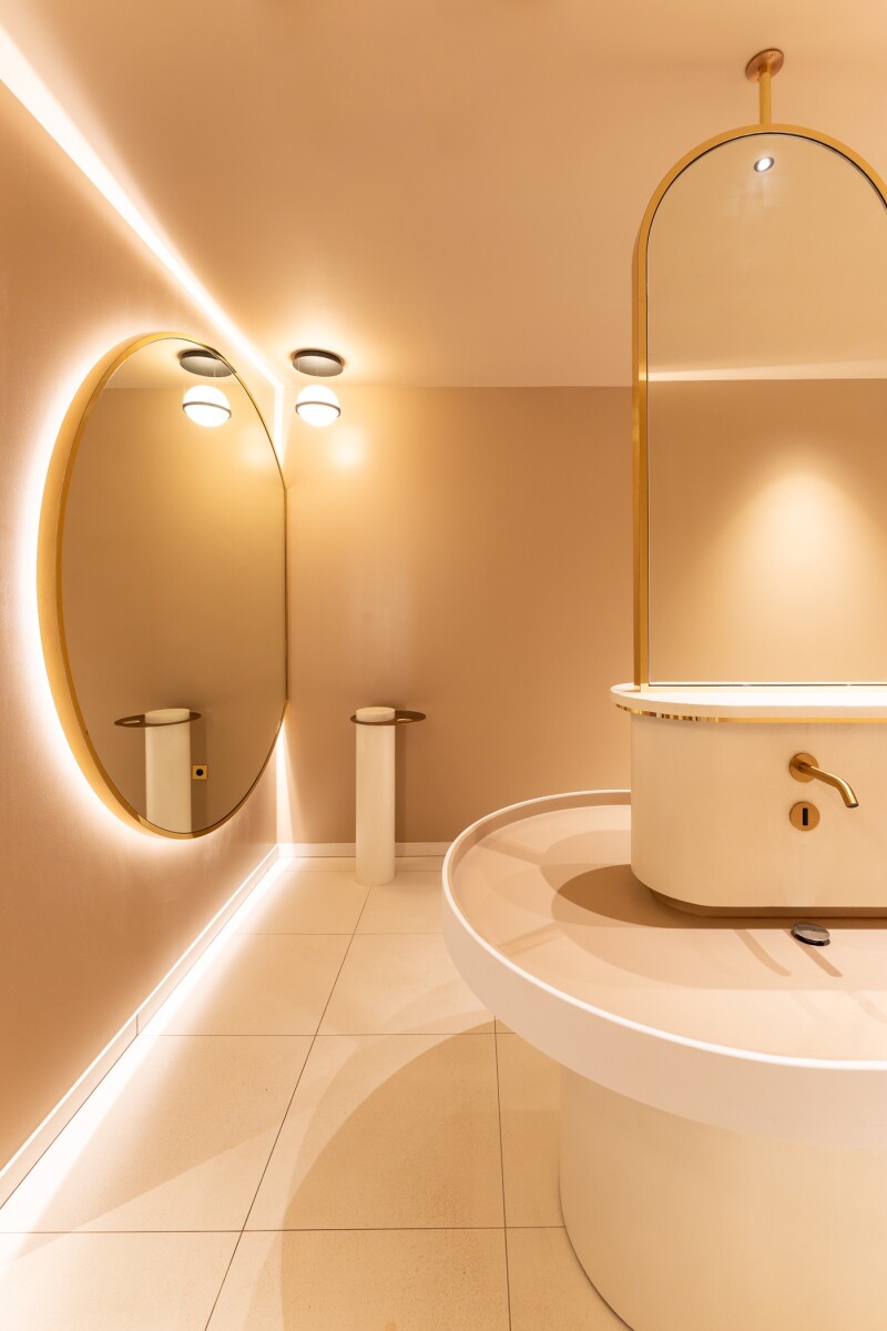 le-palace-de-menthon-698cfcd6245f7