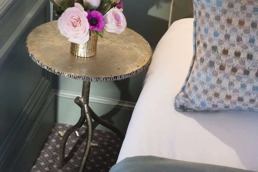 le-saint-hotel-a-paris-saint1