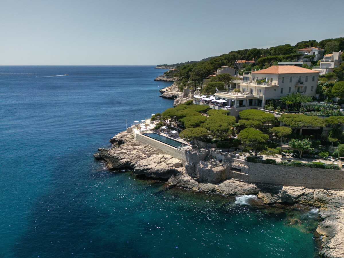 les-roches-blanches-cassis-les-roches-blanches-outdoor