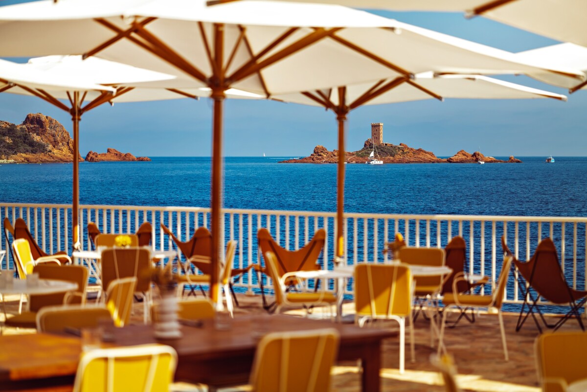 les-roches-rouges-697e34ebeb850