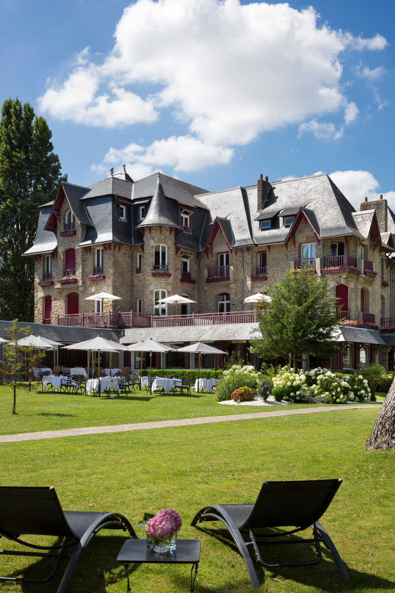 resort-barriere-la-baule-le-cml-kakemono