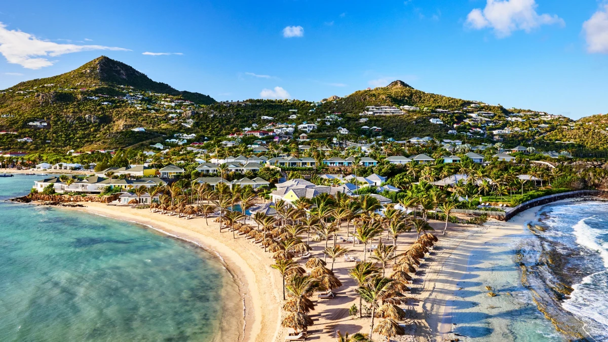 https://www.vendomtalents.com/image/galleries/rosewood-le-guanahani-st-barth-rwlgh-generalview-peninsula-1-wide-large-16-9
