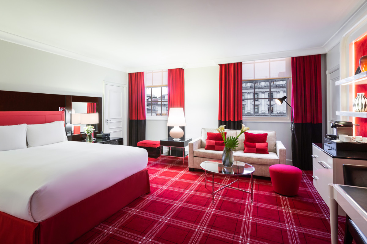 sofitel-london-st-james-junior-suite-3