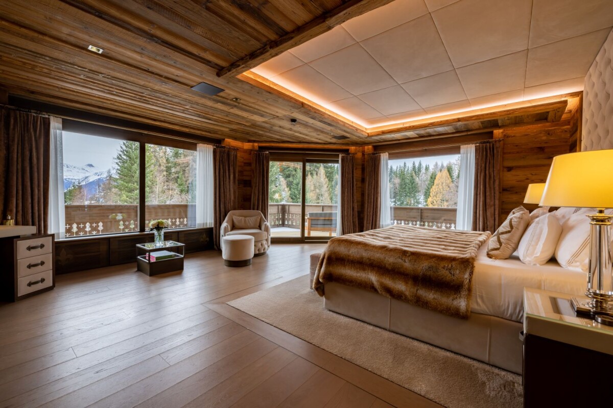 ultima-collection-no-better-view-to-wake-up-to-ultima-crans-montana