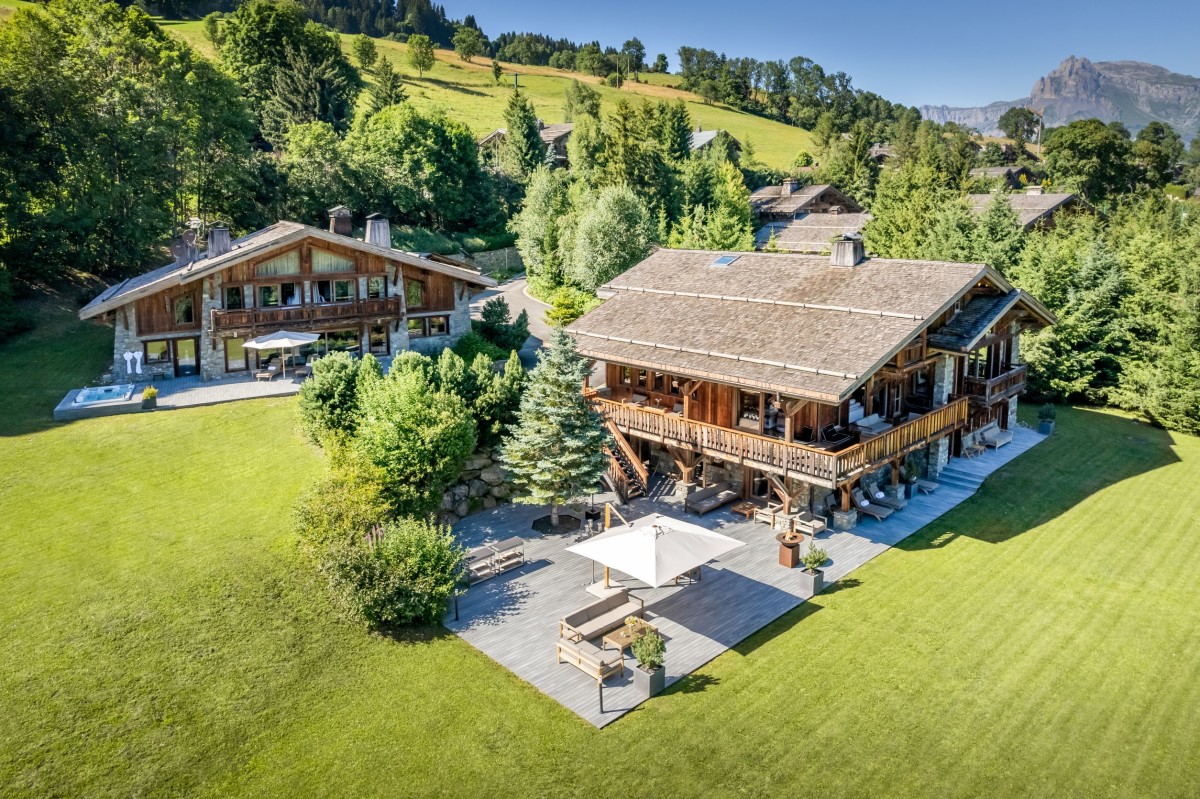 ultima-collection-ultima-megeve-surrounded-by-verdant-wilds-exterior-chalets