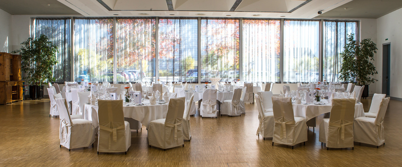 vatel-switzerland-campus-switzerland-hotel-eventsroom-resized