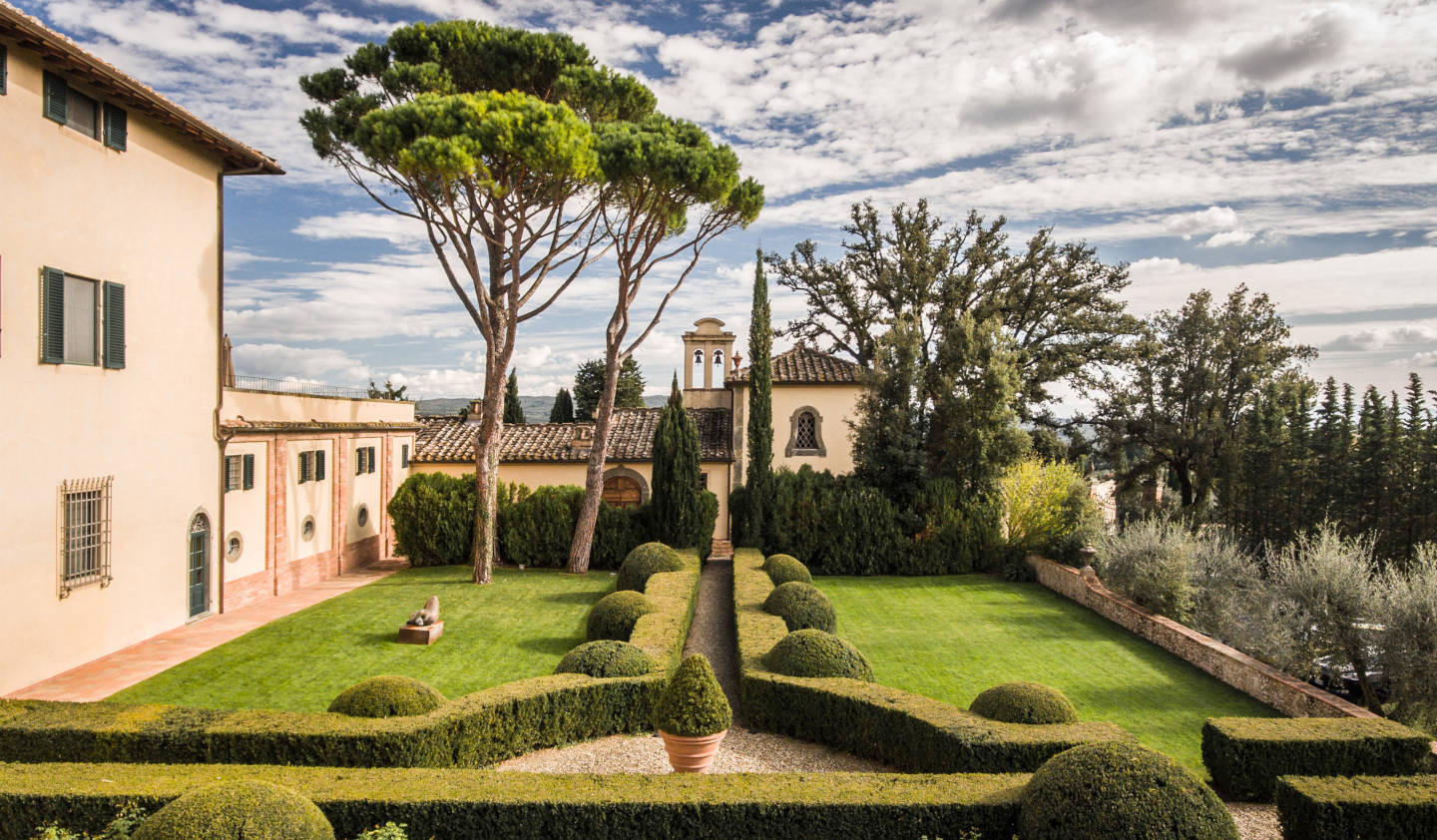 news-main-como-castello-del-nero-opens-in-tuscany-italy.1553177447.jpg