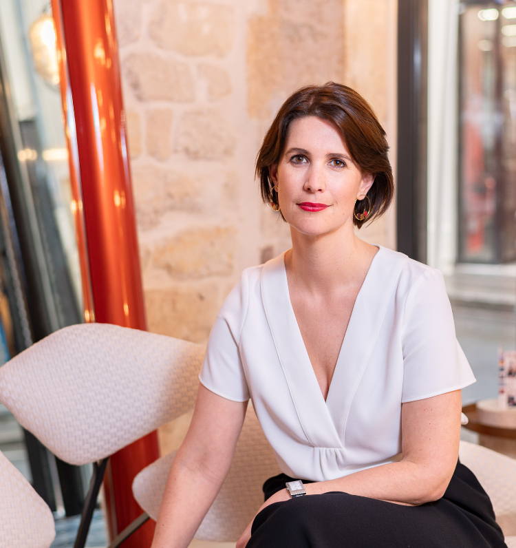 news-main-conversation-avec-amandine-maroteaux-davocate-daffaires-a-directrice-de-latelier-compostelle-agence-darchitecture-dinterieur.1716293894.png