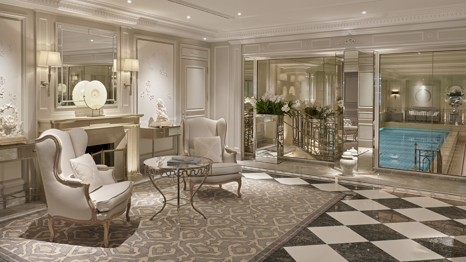 Four Seasons Hotel George V in Paris