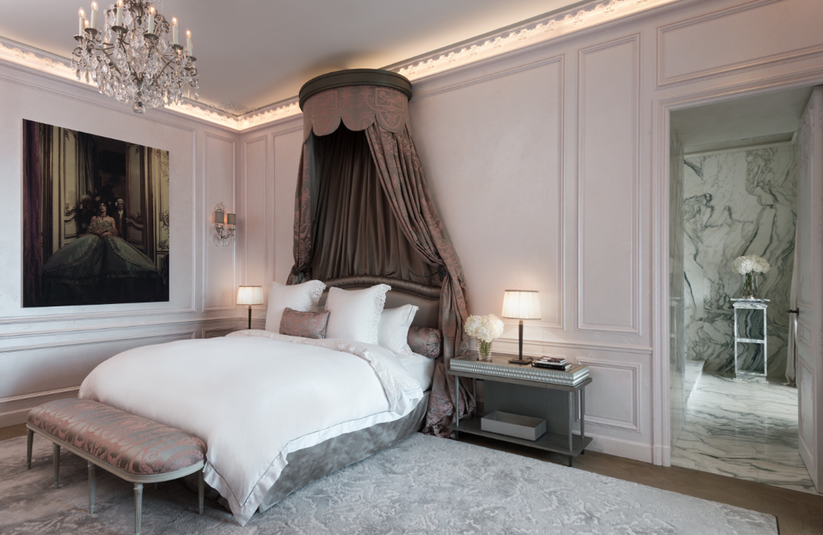 news-main-hotel-de-crillon-offers-exclusive-stay-at-the-chateau-de-chenonceau.1543572862.png