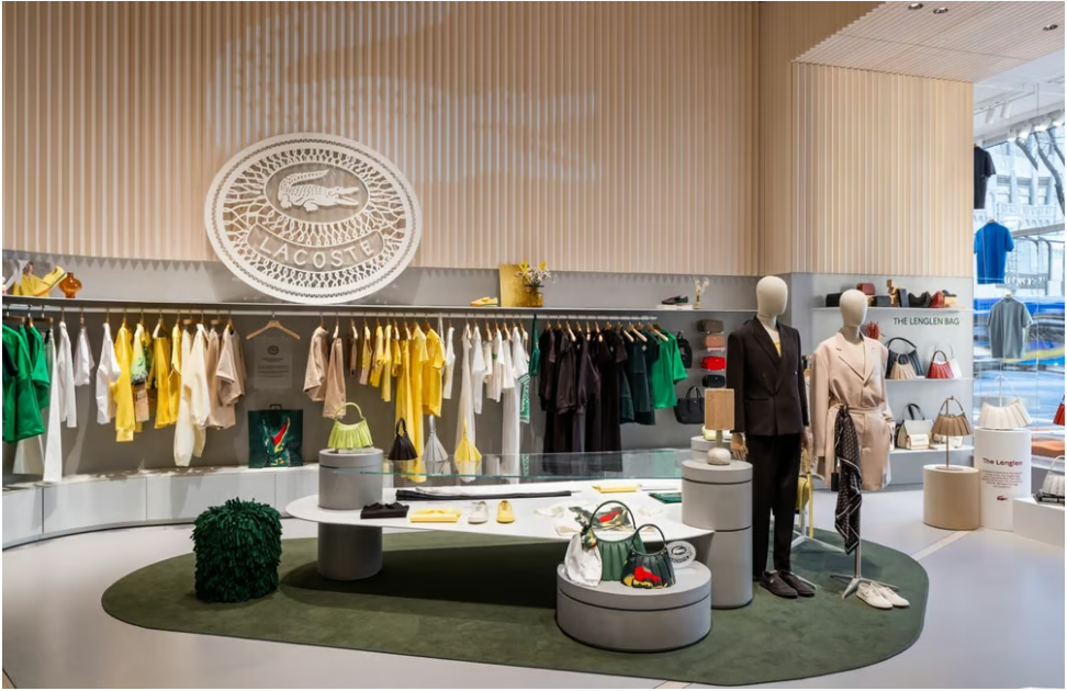 news-main-lacoste-inaugure-un-flagship-iconique-sur-la-5e-avenue-de-new-york.1746035346.PNG