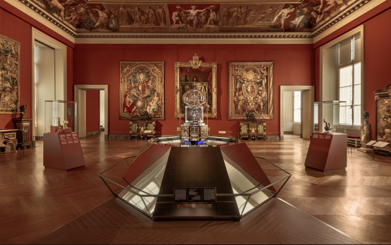 news-main-le-louvre-met-a-lhonneur-les-arts-mecaniques-une-exposition-exceptionnelle-du-17-septembre-au-12-novembre-2025.1759307342.PNG