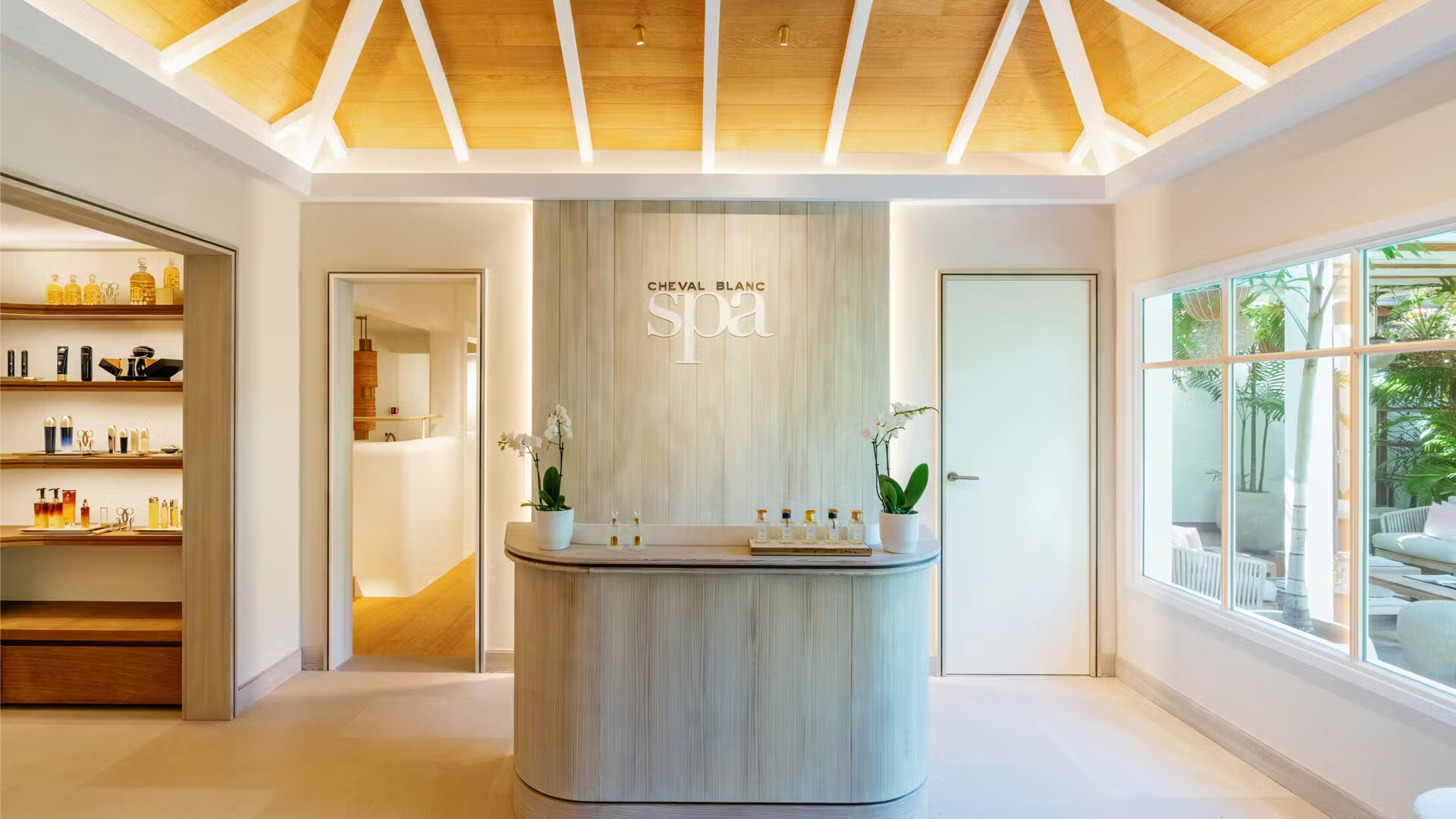 news-main-le-spa-cheval-blanc-st-barth-par-guerlain-celebre-ses-10-ans-dans-un-ecrin-renouvele.1732875624.jpeg
