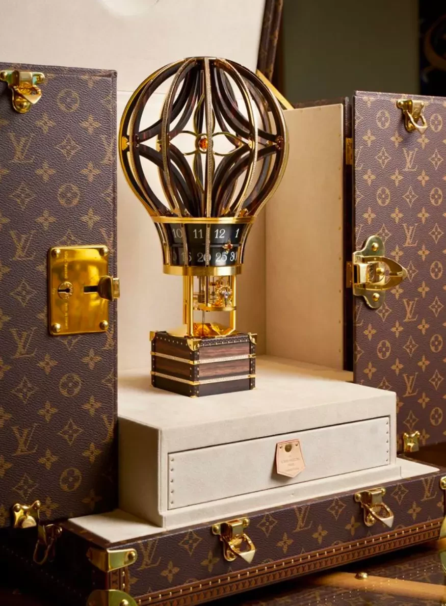 news-main-lvmh-consolide-sa-division-montres-en-acquerant-lepee-1839.1720096529.webp