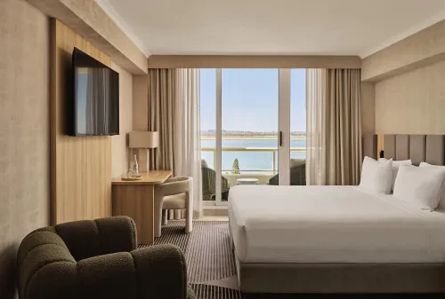 news-main-mgallery-collection-devoile-the-brighton-hotel-sydney-sanctuaire-baigne-de-lumiere-sur-les-rives-australiennes-de-botany-bay.1761557743.webp