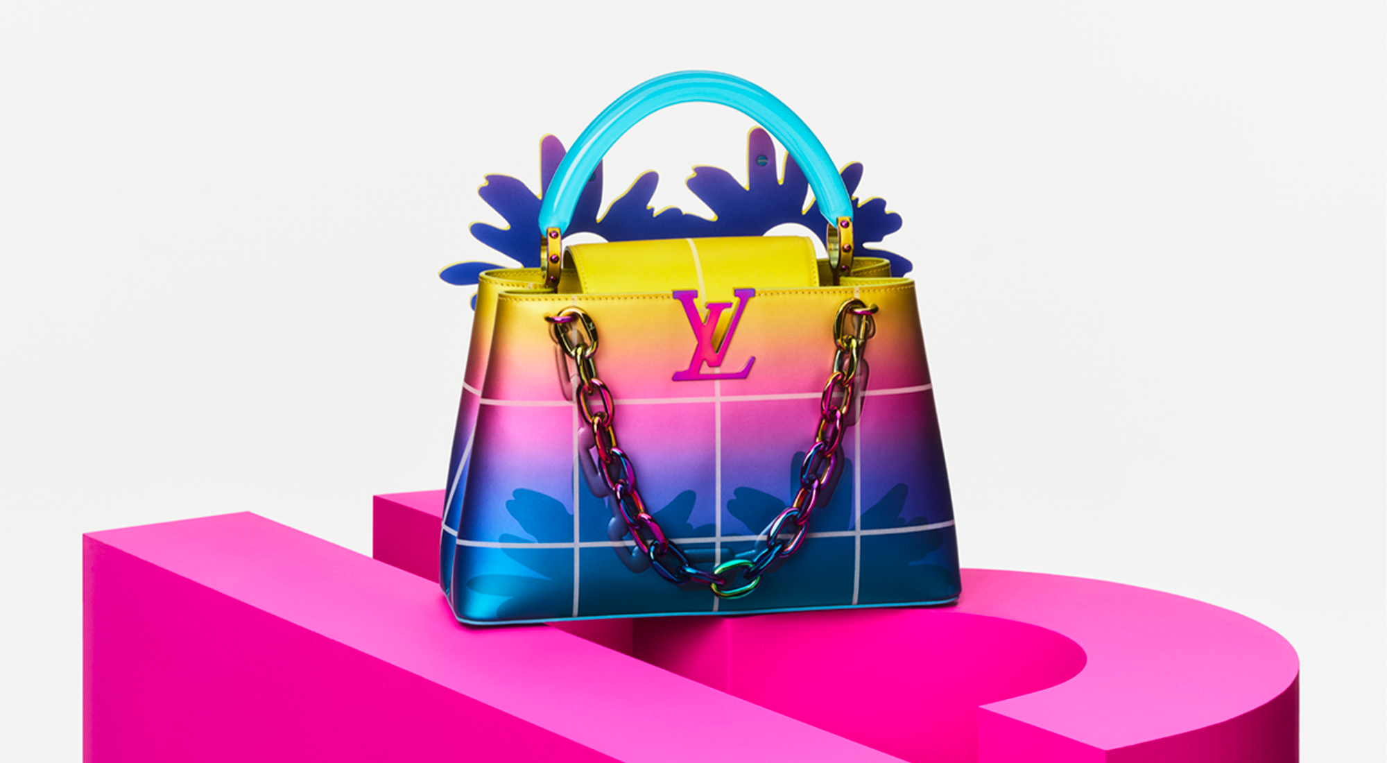 news-main-six-nouveaux-artistes-de-renommee-internationale-reinventent-une-icone-de-louis-vuitton-pour-la-collection-artycapucines-2022.1667664929.png