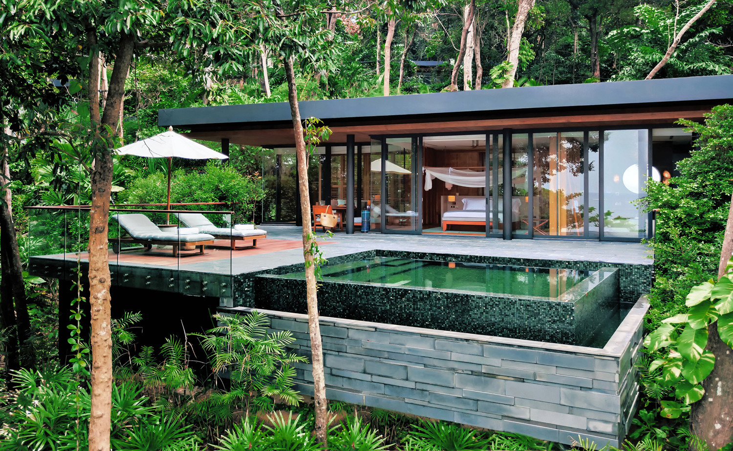 news-main-six-senses-hotels-resorts-spas-rejoint-ihg.1550056841.jpg