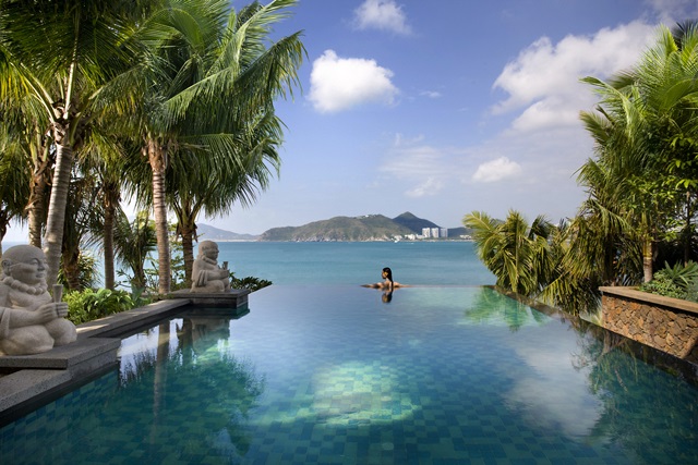 news-main-suite-exclusive-experience-to-celebrate-best-destination-spa-award-at-mandarin-oriental-sanya.jpg