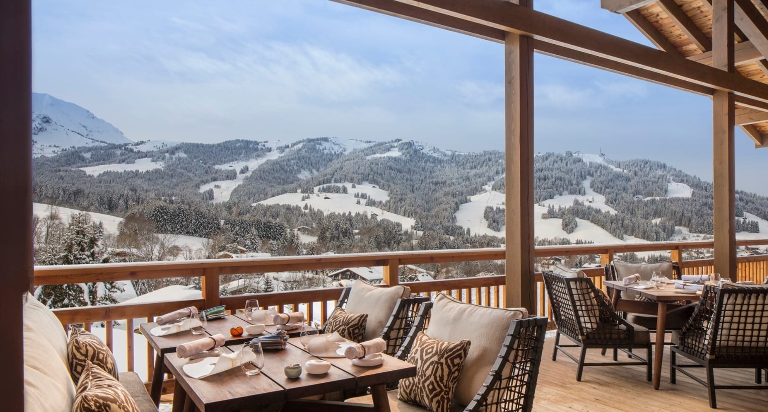 news-main-two-chefs-and-5-stars-for-a-high-flying-donner-at-the-restaurant-le-1920-at-four-seasons-hotel-megeve.1576746411.jpg