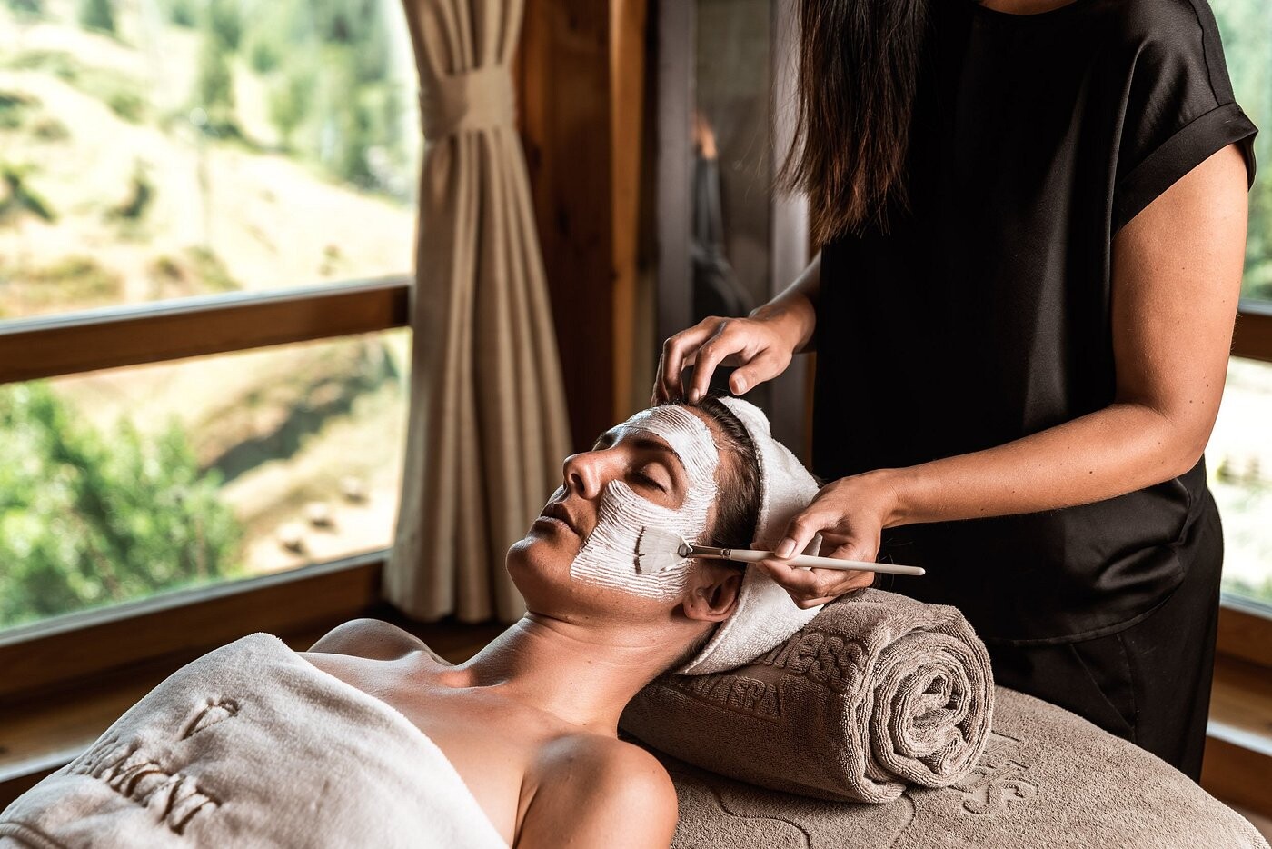 Masajistas / Esteticistas (M/F)