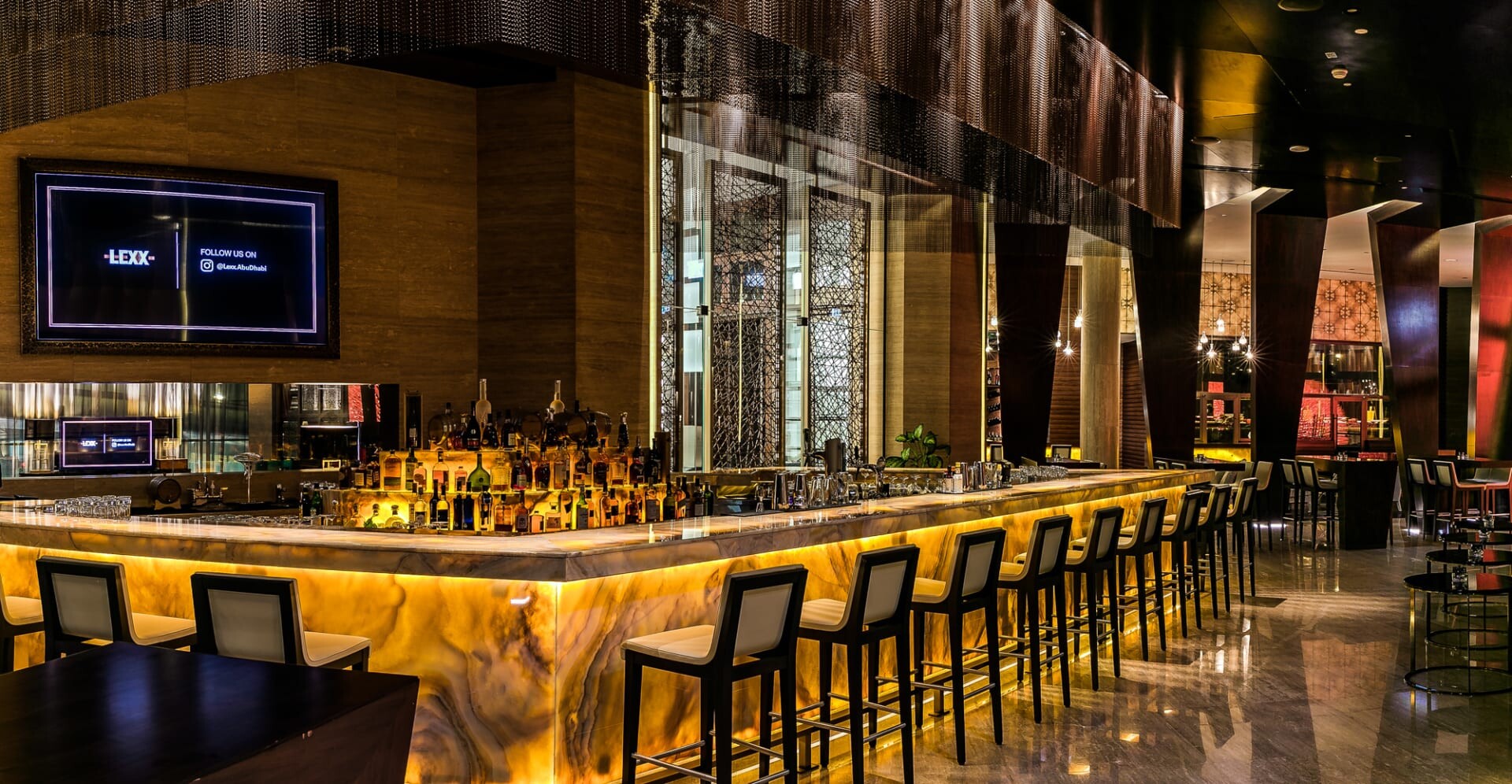 Outlet Manager - Lexx Bar (F/M)