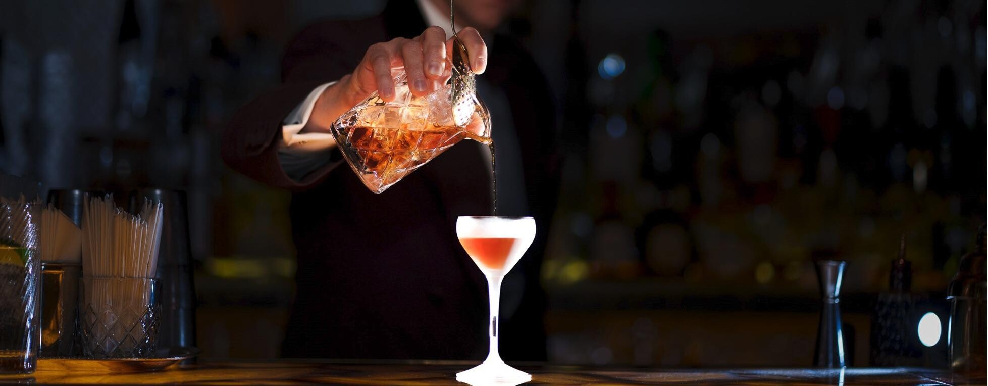 Cocktail Waiter/Waitress (m/f)