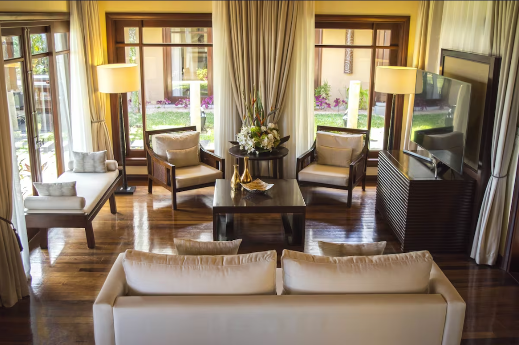 Guest Driver / Porter (W/M)