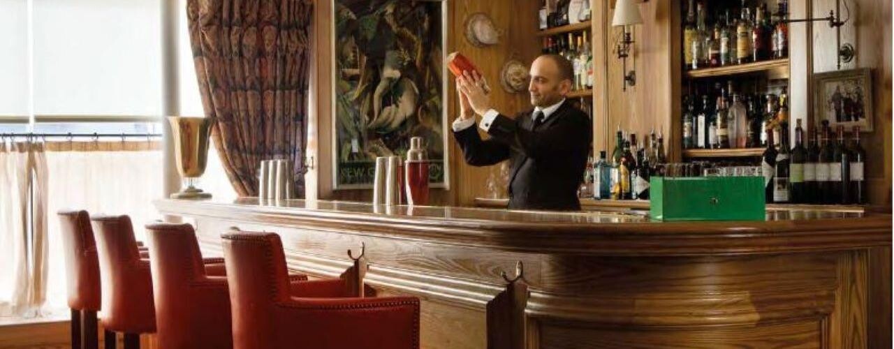 Cocktail Waiter