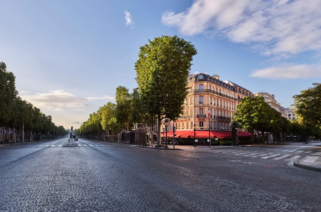 Réceptionniste / Guest Relation Junior H/F